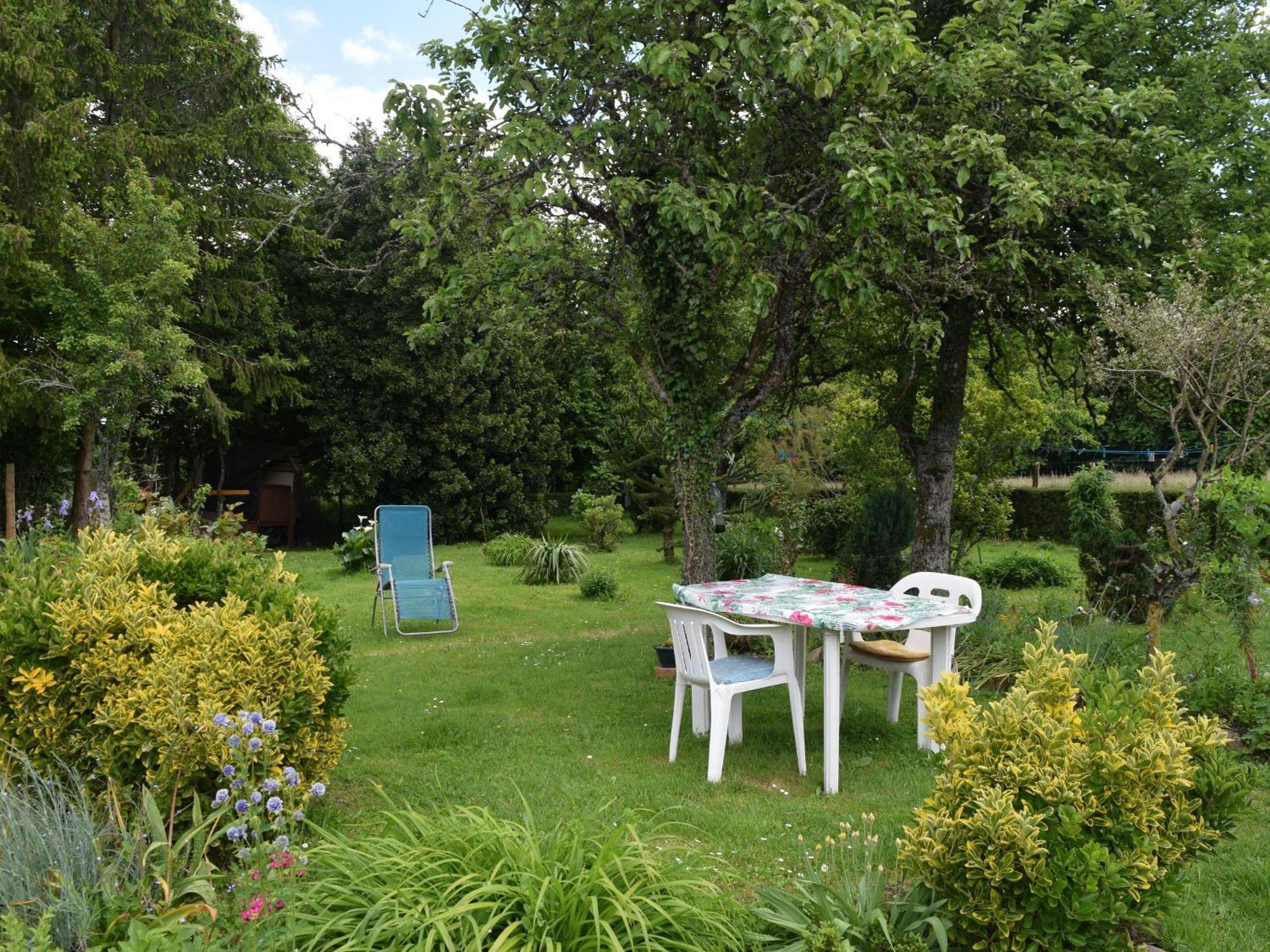 Charme Et Authenticite En Foret Maine Normandie : Demeure Renovee Avec Jardin, Ideale Pour Sejour Detente - Fr-1-410-186 Crissé Exteriör bild